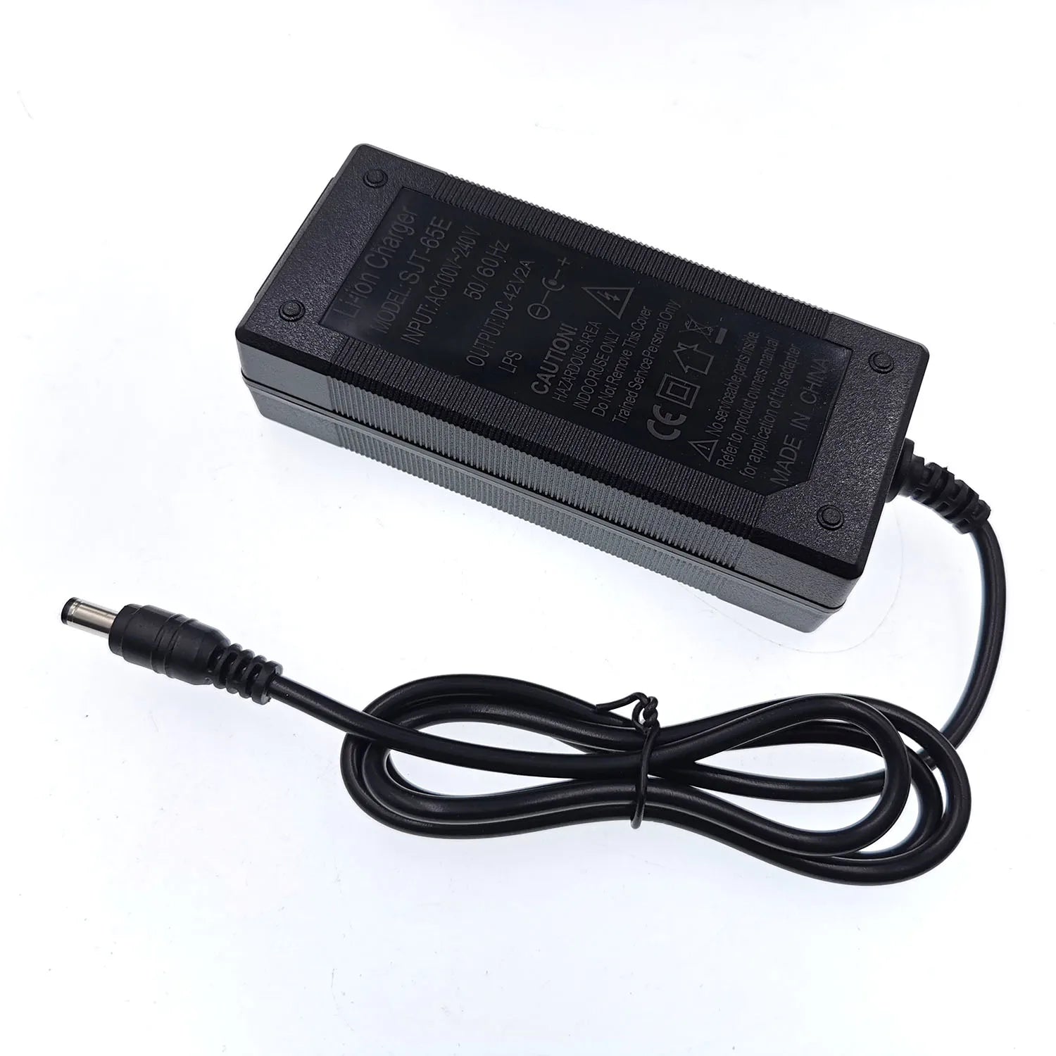 🔌 Chargeur de Batterie 36V 2A – Lithium Li-ion / Li-poly